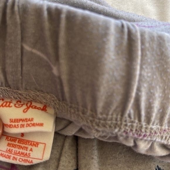 Cat & Jack Matching Pajama Set size Small - Picture 7 of 9